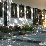 комплекс водопада Hotel 2*