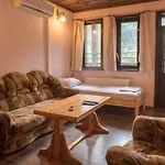 Hotel комплекс водопада 2*