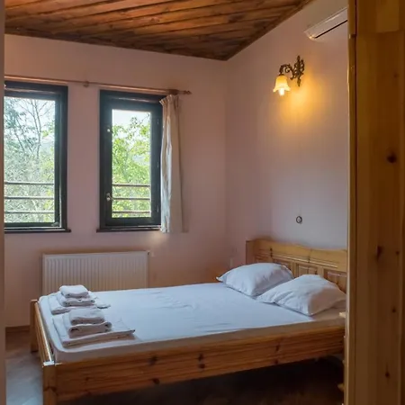 Hotel комплекс водопада 2*