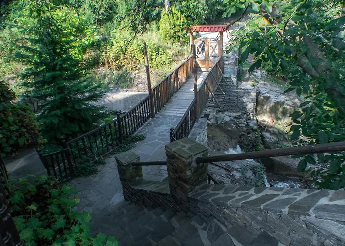 Hotel комплекс водопада